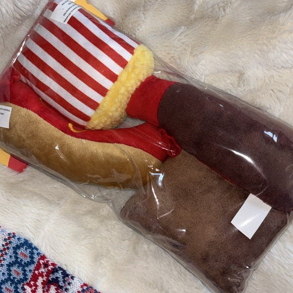 Puppy Dog Knit Sweater Snowflake Pet Clothing Winter Photo 4 Pc Movie Chew Toys - Picture 8 of 10